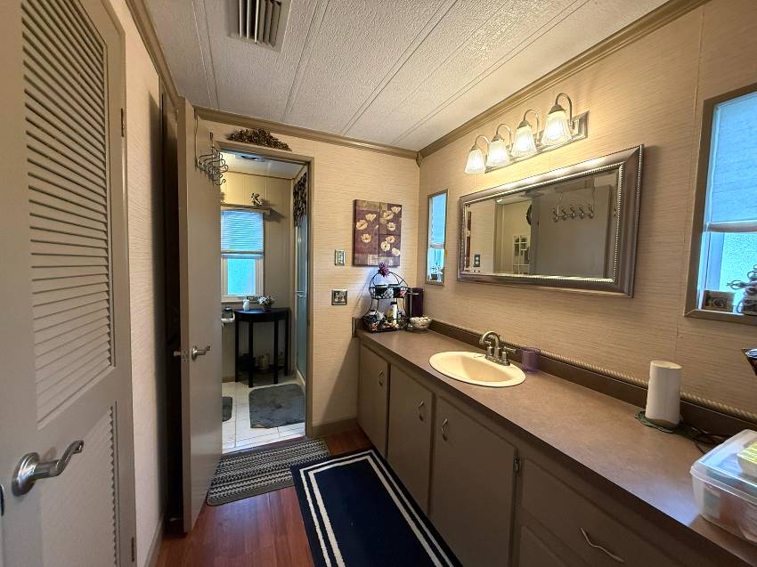 7624 Kings Drive a Ellenton, FL Mobile or Manufactured Home for Sale